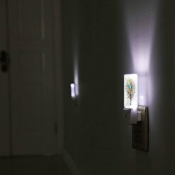 Night Light, A Tree With A Bee On It. -Nuas Diy Shop 0330601f7852adf4f89801211dedbb4a35fa5537