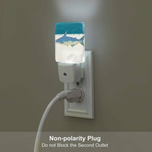 Night Light Set Of 2, A Blue And White Fish Swimming In The Ocean. -Nuas Diy Shop 090a7296101c81381d94f190b126b07cbb5b2637