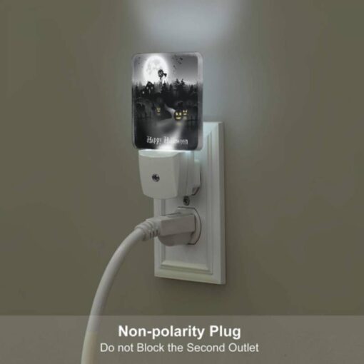 Night Light, A Black And White Image Of A Halloween Scene With A Moon -Nuas Diy Shop 1726d1df6809d3d3e1befa50715dea728d1b1667