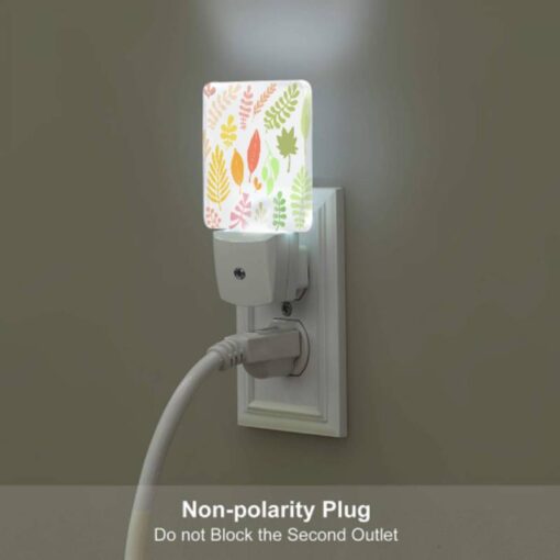 Night Light, A Collection Of Leaves In Various Colors. -Nuas Diy Shop 3ca5ad60c97f7757206c02233d5c56d1045cb312