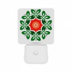 Night Light Set Of 2, A Green Leaf Design With A Red Center. -Nuas Diy Shop 41b4e7f87acad68353b4646c047ae46ae7a30f41