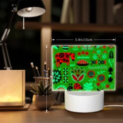 Rectangular Acrylic Night Light, A Green And Red Patterned Fabric With Various Plants And Animals On It. -Nuas Diy Shop 56c28141e1fa90ddc4296fda8843664895a92af8