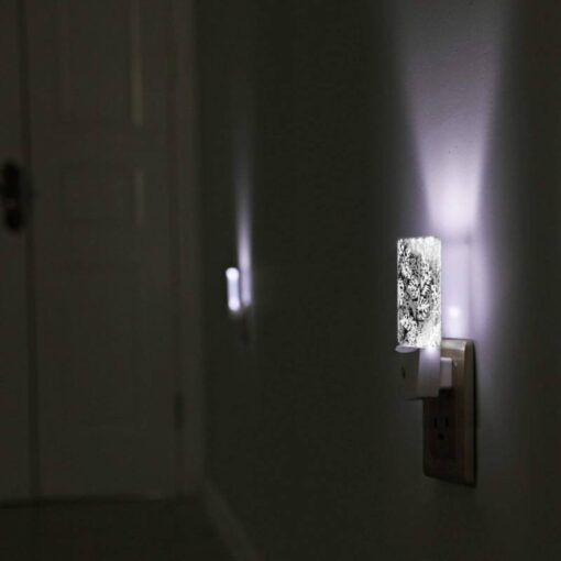 Night Light, A Black And White Image Of A Leafy Plant With A Pattern Of Dots. -Nuas Diy Shop 58c9f30cfad3e2c323a975866ba2f40bf45b0f84