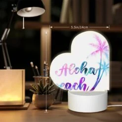 Love Acrylic Night Light, A Watercolor Painting Of A Palm Tree And The Words "Aloha Beach" Written In A Flowing Script. -Nuas Diy Shop 64a4eedd81b8af7a7abe99d420a5843bf3e0fb8e