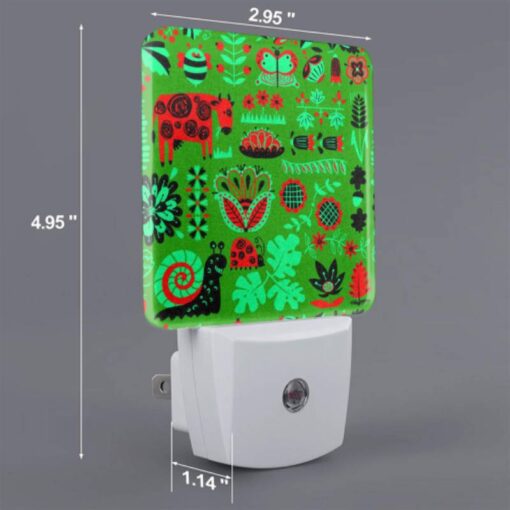 Night Light Set Of 2, A Green And Red Patterned Fabric With Various Plants And Animals On It. -Nuas Diy Shop 64f3e5253b9d6afea4578313e93c229e17396f12