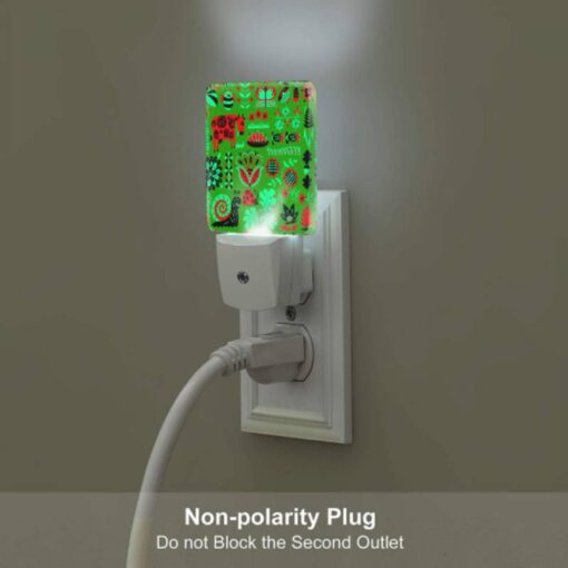 Night Light Set Of 2, A Green And Red Patterned Fabric With Various Plants And Animals On It. -Nuas Diy Shop 680f4bfc90273a9ed01c6e0e1f5302c0fe635ed8