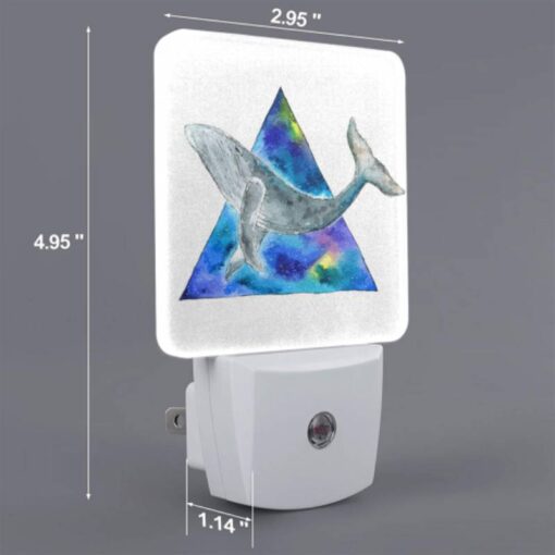 Night Light Set Of 2, A Blue And White Whale Is Shown In A Triangle Shape. -Nuas Diy Shop 70f259aecfa0443ba272a9bae1c4d6ab643226ca