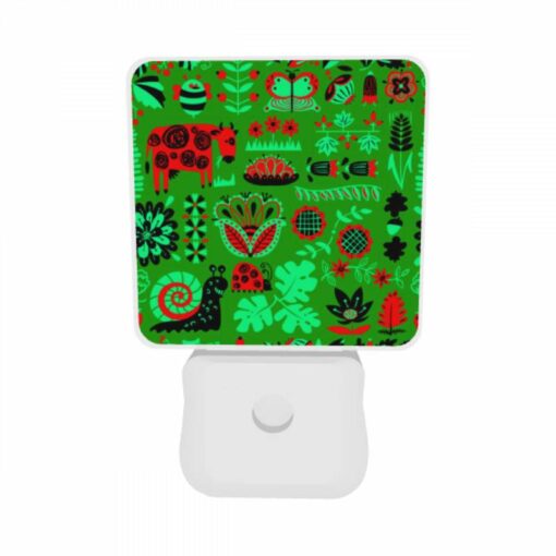 Night Light Set Of 2, A Green And Red Patterned Fabric With Various Plants And Animals On It. -Nuas Diy Shop 85c5f1a8e9ada93a866503c4337a93026c6d5cd4