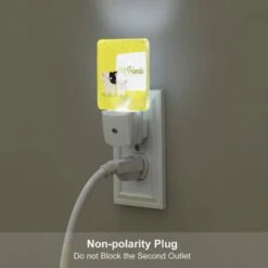 Night Light Set Of 2, A Cat And A Kitten Are Standing Next To A Sign That Says "Pet Friends." -Nuas Diy Shop 9627e8eae543e40ea165304b6fc0276717392249