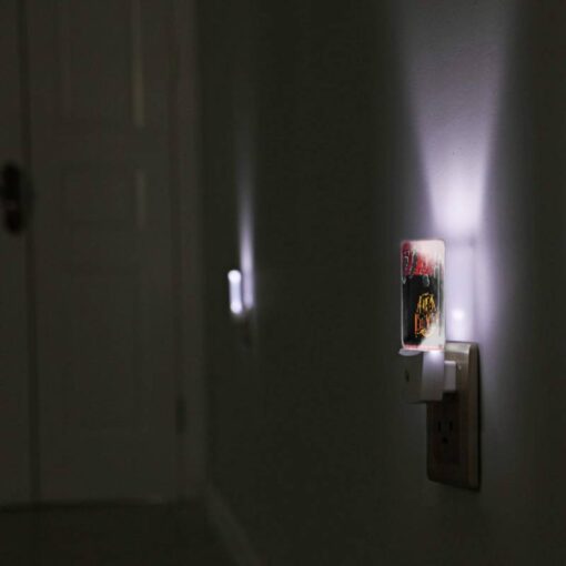 Night Light, A Black And White Image Of A Happy Halloween Sign. -Nuas Diy Shop b31e6ead268931f373fd3512638863c16f5c3a49