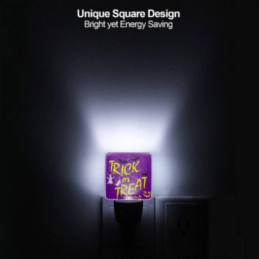Night Light, A Purple Background With A Spider Web And Bats -Nuas Diy Shop cbdad98708625f81cbb675e90134cf4f8acdec45