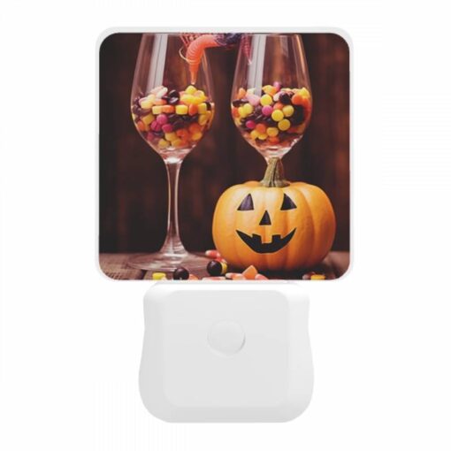 Night Light, A Pumpkin Is Sitting Next To Two Wine Glasses Filled With Candy. -Nuas Diy Shop d7a89dbd07e4a311a822599fa0811d667b9fc2d5