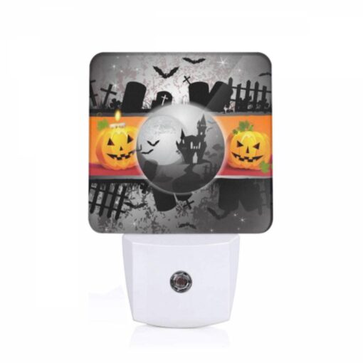 Night Light, A Black And White Image Of A Pumpkin And A Castle. -Nuas Diy Shop e1c819ba5467445477603516ce9309ea1a2f3d8e
