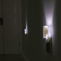 Night Light, Four Different Colored Paintings Of Leaves. -Nuas Diy Shop ff004abc07755c26aee7655aabf5bbfad2d2f4ff